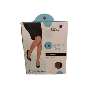 LEGGS Style Essentials SHAPER PANTYHOSE 1 Pair SZ B Suntan Sheer Toe NIB